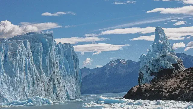Del silencio a la palabra reflexiva
