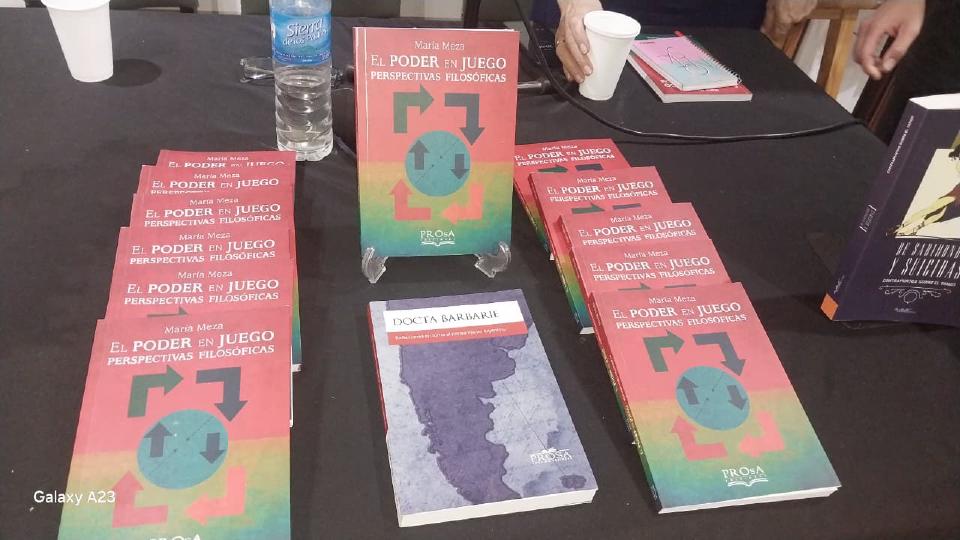 PRESENTACIÓN DE "EL PODER EN JUEGO" 